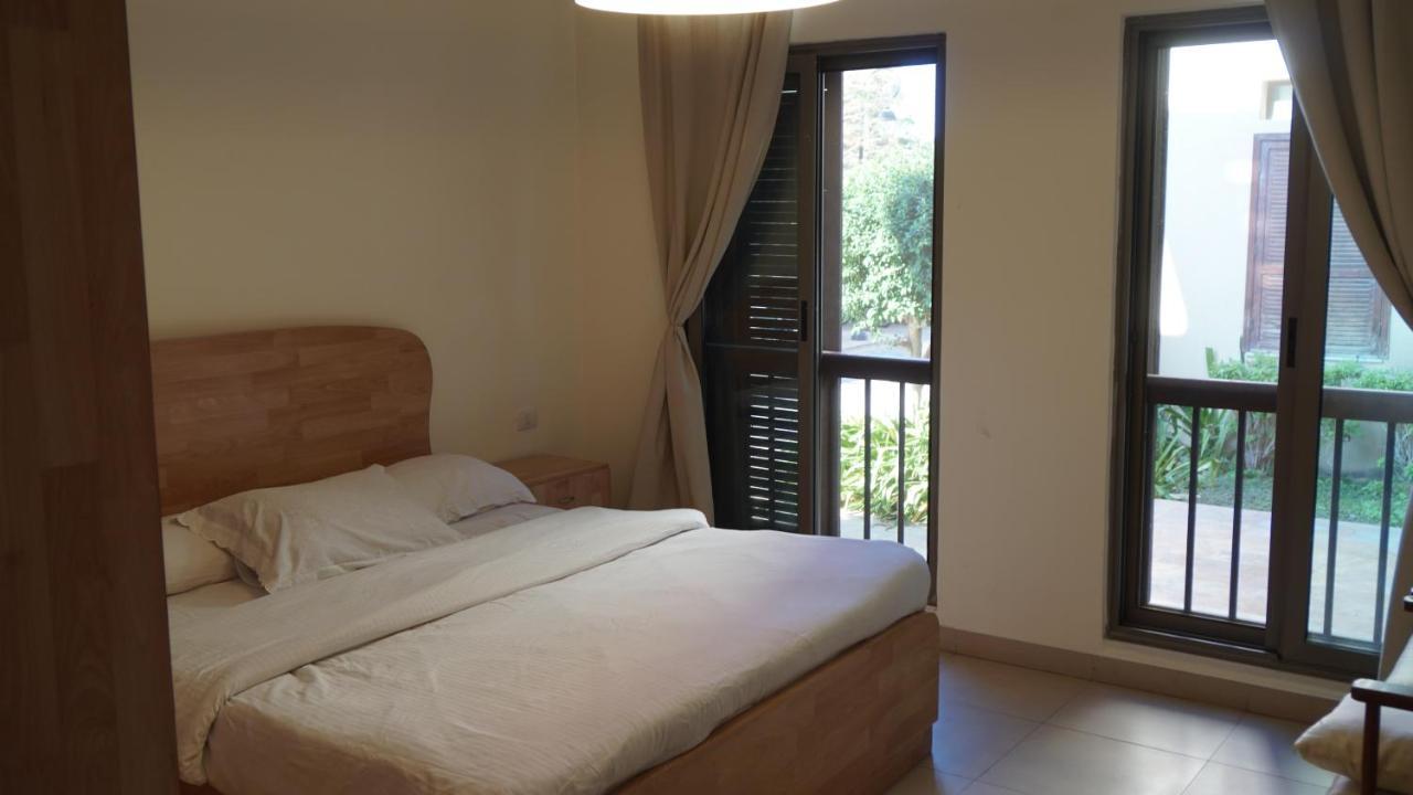 Ground Floor Apartment By Circular Pool In Talabay อคาบา ภายนอก รูปภาพ
