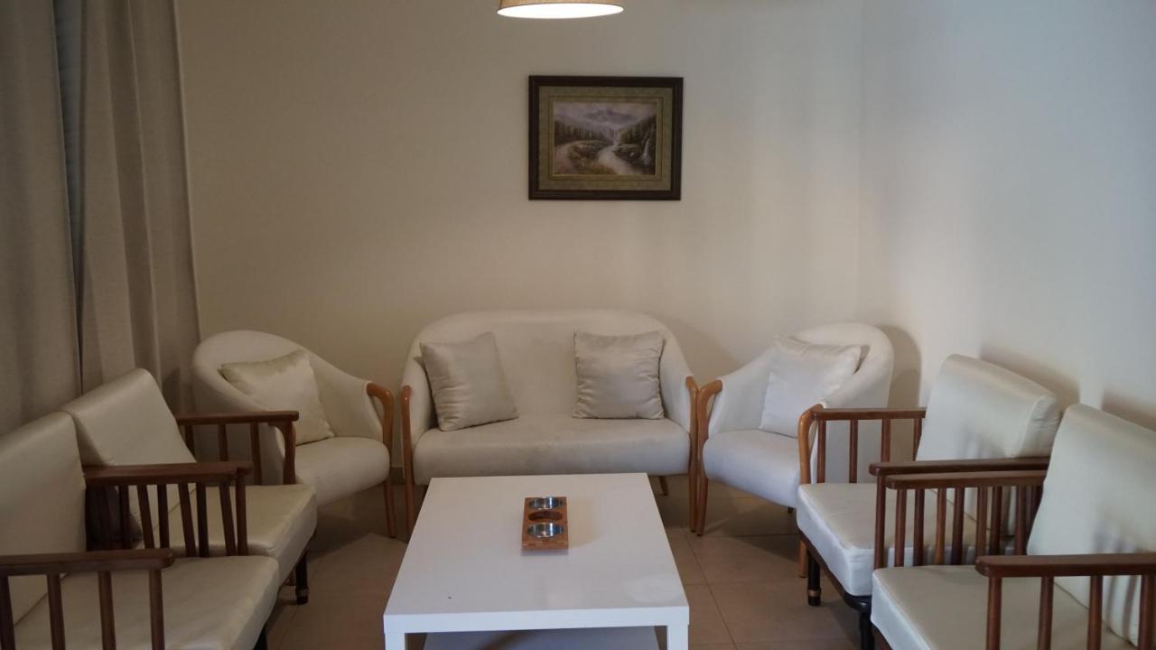Ground Floor Apartment By Circular Pool In Talabay อคาบา ภายนอก รูปภาพ